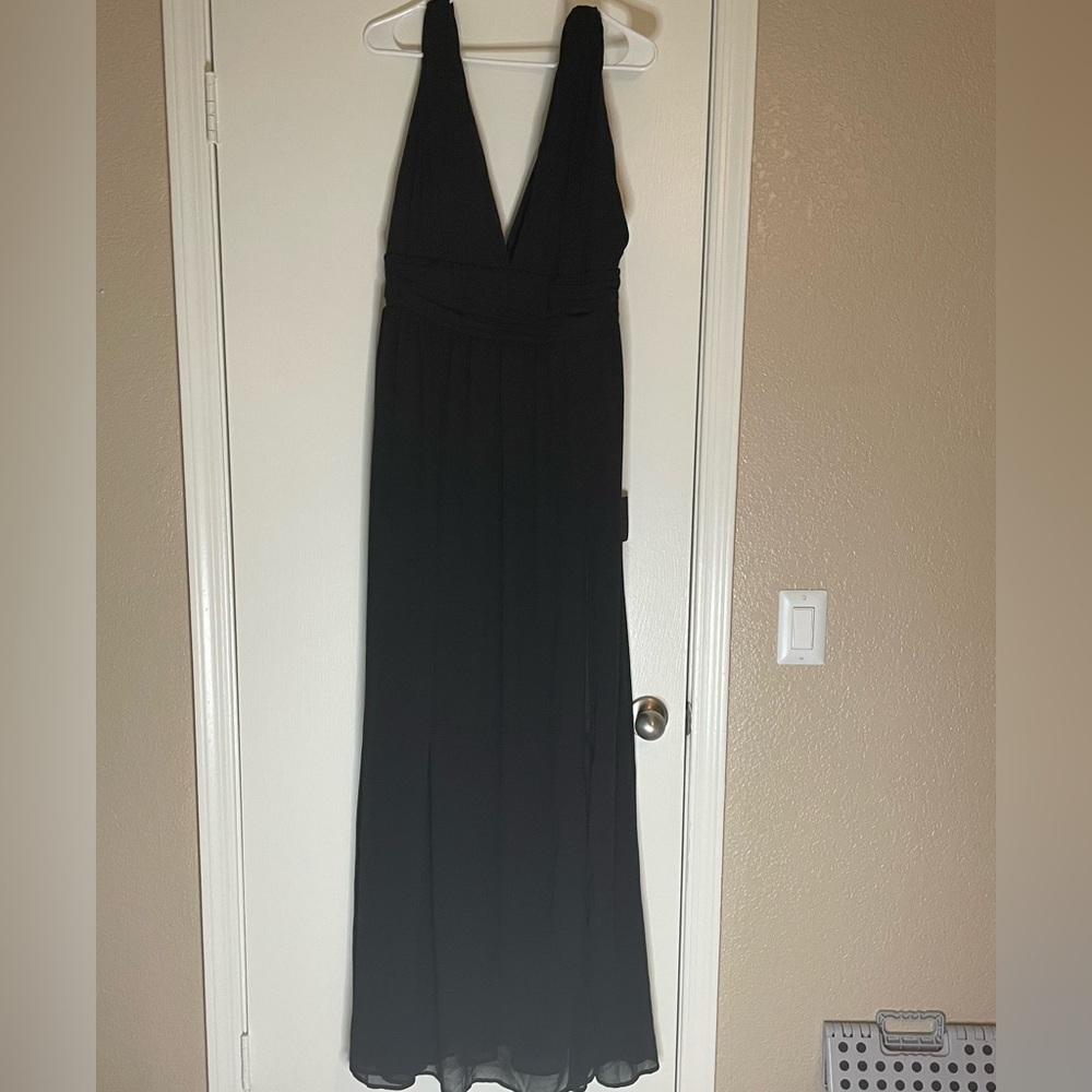 Lulu’s Black Maxi Dress - Picture 2 of 6